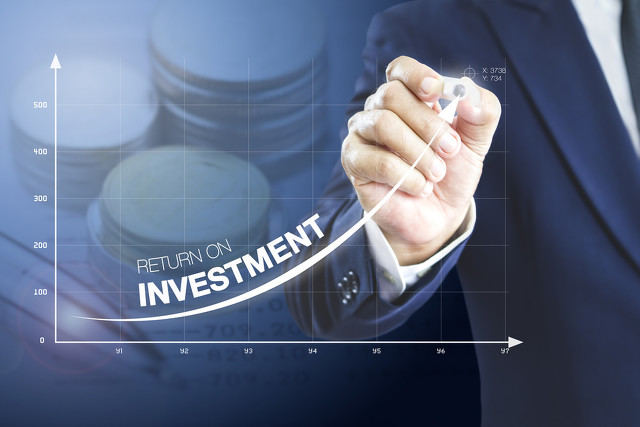 指数基金的投资策略是什么？这种策略有哪些优势和不足？