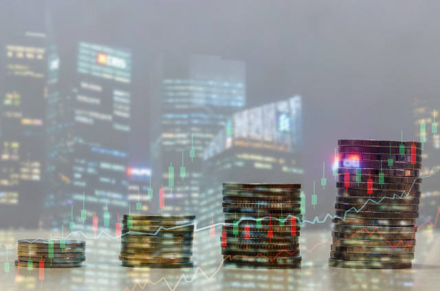 期货交易的本质是什么？这种本质如何影响投资策略？